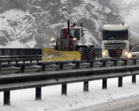 АПИ с предупреждения към шофьорите, които ще пътуват в Западна България