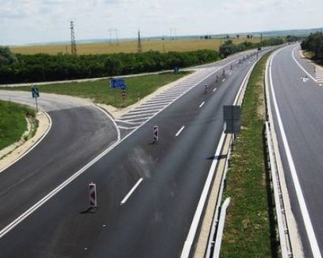 Експерти: МРРБ да си върне незабавно контрола върху тол системата