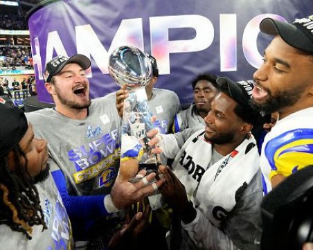 Лос Анджелис Рамс спечели Супербоул