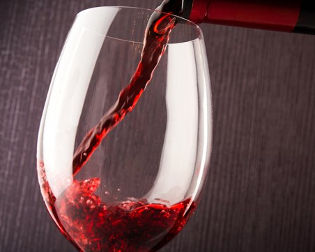 Плюсовете и минусите от това да пиете вино