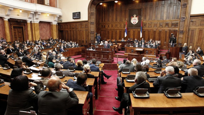 Разпускат сръбския парламент утре