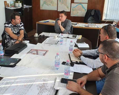 До края на седмицата Община Пловдив пуска обществена поръчка за седалките на стадион 