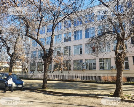 Нови случаи на COVID в 11 училища в Пловдивско, заразени има и в 8 детски градини