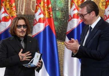 Холивудската звезда Джони Деп получи най високия сръбски орден Актьорът беше