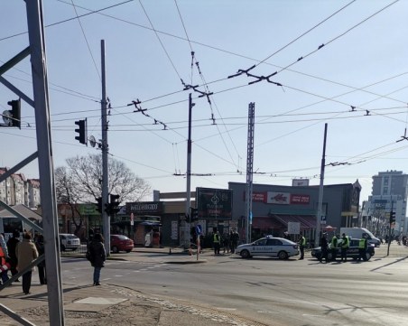 Критично е състоянието на блъснатата пешеходка от автобус в Кючука