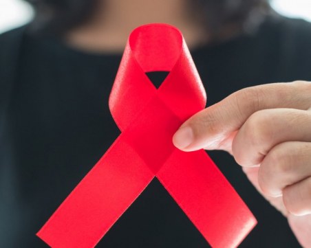 Първи случай на излекувана жена от ХИВ с трансплантация на стволови клетки