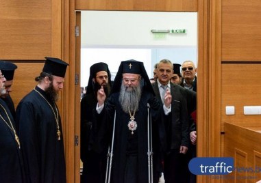 Пловдивският митрополит Николай отбелязва днес 15 години от интронизирането му