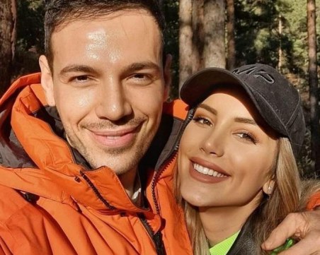 Александра и Даниел Петканови официално се развеждат