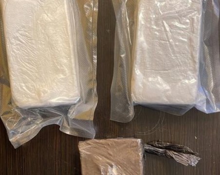 Турски шофьор с над 13 килограма хероин на 