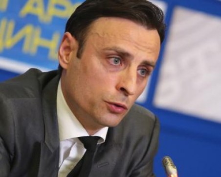 Бербатов съветва младите таланти да се откажат от футбола