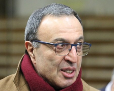 Петър Стоянов: Обезпокоен съм от това, което се случва в България