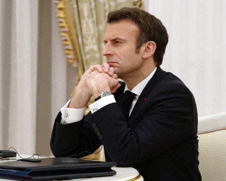 Макрон разговаря по телефона с Путин и Зеленски за избягване на конфликт в Украйна