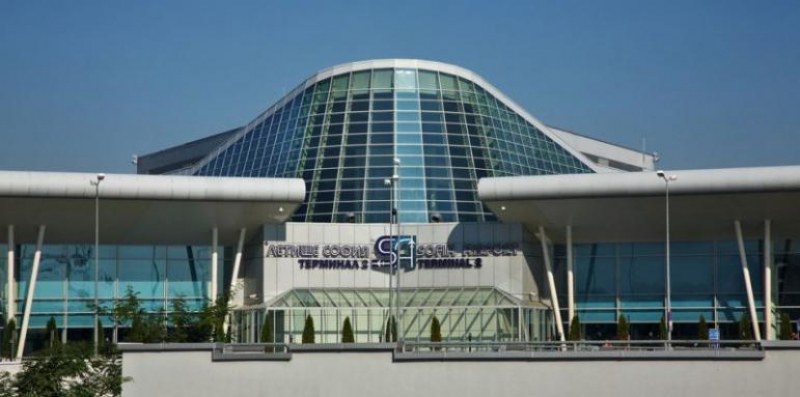 Над 40% спад на пътниците на летище София