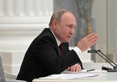 Президентът на Русия Валдимир Путин проведе телефонни разговори с президента