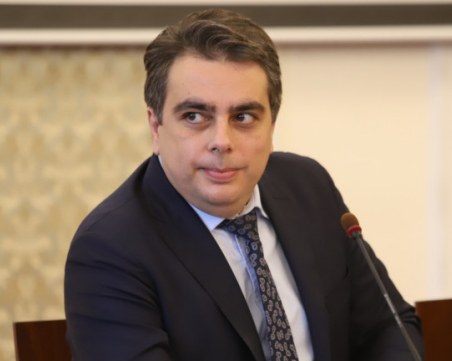 Асен Василев заминава за Гърция с правителствена делегация, обсъждат енергийни и транспортни проекти