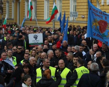 Синдикати на МВР също искат реформи в системата, но без пари не става