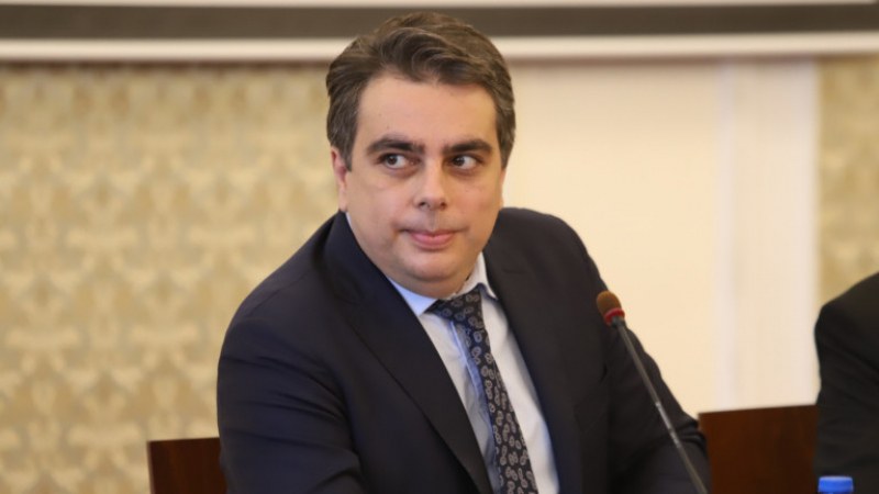 Асен Василев заминава за Гърция с правителствена делегация, обсъждат енергийни и транспортни проекти