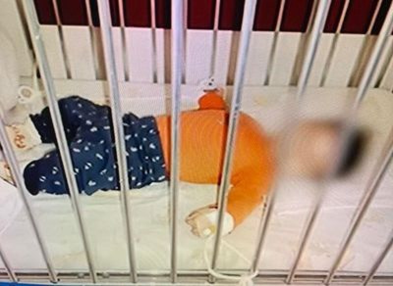 3-годишно дете е било връзвано в сливенска болница