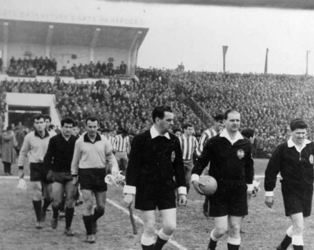 Ботев стартира честванията за 110-годишнина с фотоизложба