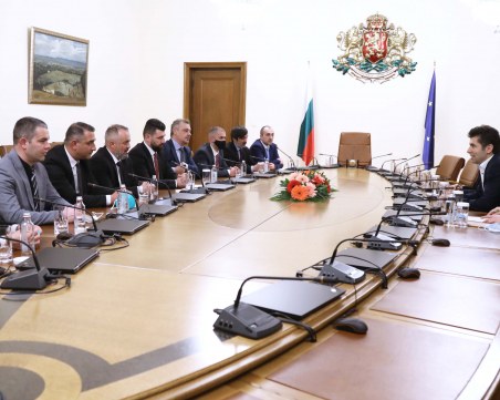 Кирил Петков се срещна с представители на организации на българите в Република Северна Македония