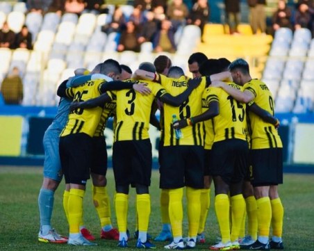 Ботев пътува в петък за мача с Берое, няма да искат зелени сертификати на феновете