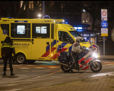 Починал е нападателят, който взе българин за заложник в Холандия