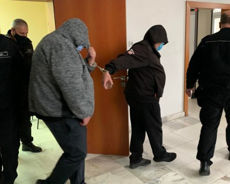 Полицията търси още жертви на серийните измамници - братята Налбантови