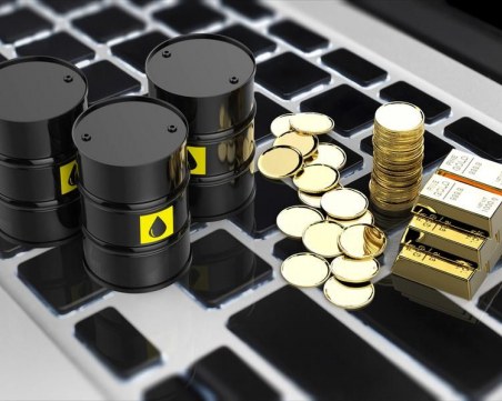 Златото поскъпна драстично заради войната в Украйна, биткойнът се срина