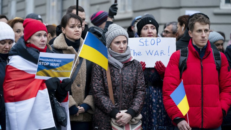 Над 1000 арестувани след антивоенни протести в Русия