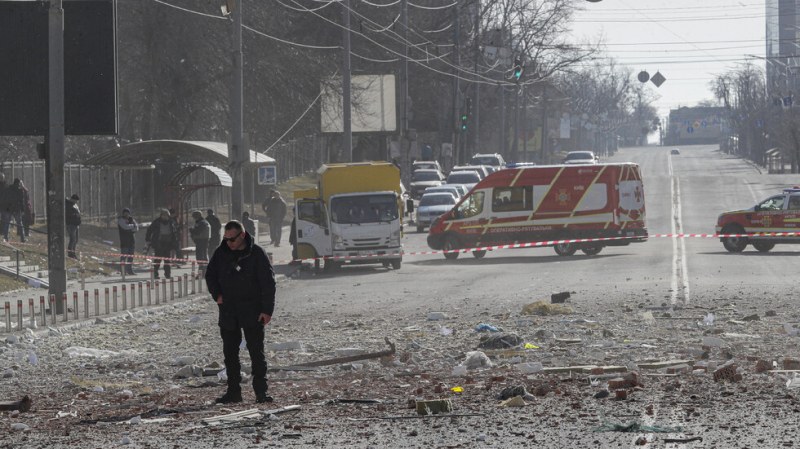 Най-малко 198 украинци, сред които три деца, са загинали от