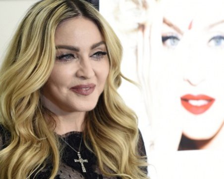 Мадона: Путин наруши всички права на човека, трябва да спре!