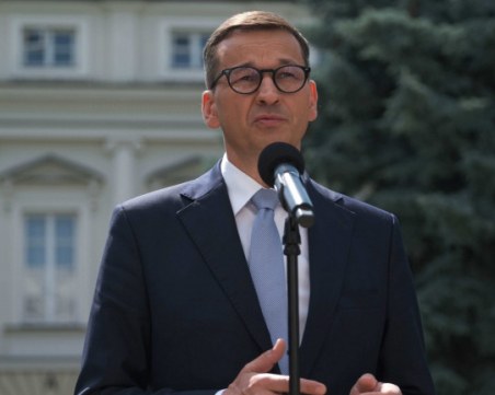 Полският премиер: Необходими са смазващи санкции към Русия