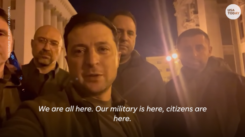 Зеленски от Киев: Няма да хвърлим оръжието, слава на Украйна