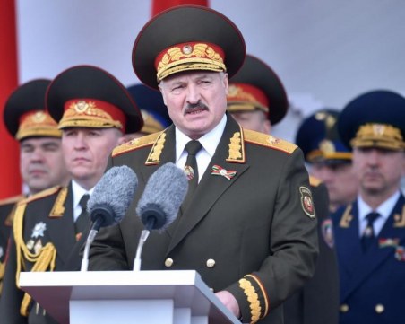 Референдум решава дали Беларус ще приеме руски ядрени оръжия