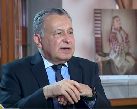 Украинският посланик: България има намерение да  ни изпрати снаряди и патрони