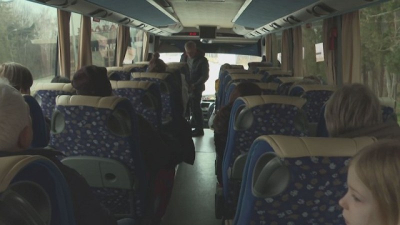 Пристигат три автобуса с българи от Украйна, тръгва още един от Одеса днес