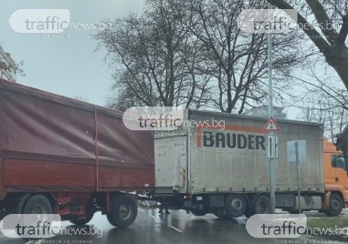 Тирове и камиони най редовно блокират движението в района на бул