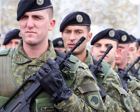 Актуализират данните на запасняци и резервисти у нас