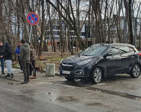 Близките на изчезналия Илиян не губят надежда, търсят го край Гребната