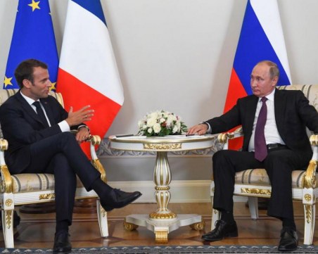 Макрон говори с Путин, иска спиране на огъня по граждани