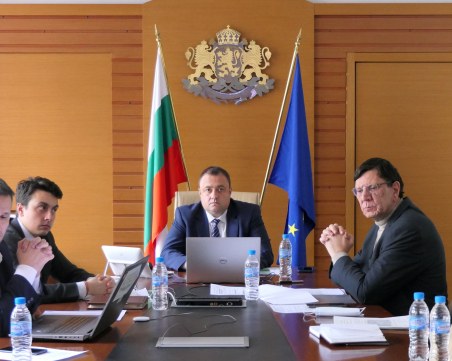 Министър Иванов: Хлябът е най-важен, имаме зърно за 2 години напред