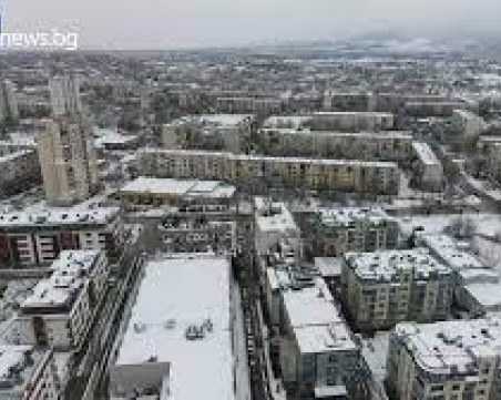 Сняг над част от страната и днес, максималните температури - до 5 градуса