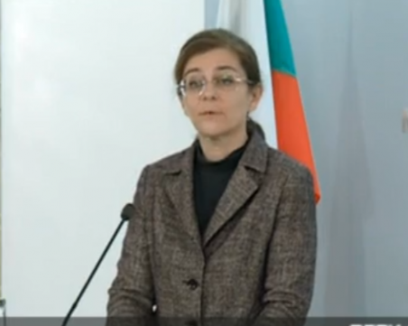 Теодора Генчовска: Тече евакуация на над 300 души от Украйна, утре ще стане ясно колко от тях са минали граница