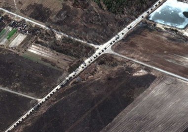 Русия поднови наземната атака срещу Киев Нападната е военна база до градчето