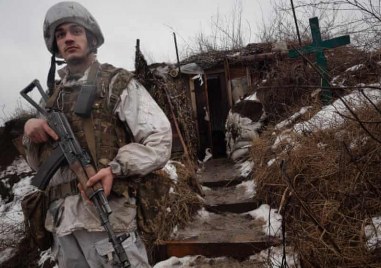 Украйна предлага амнистия и парично възнаграждение на руски войници които