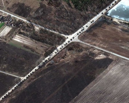 64-километрова руска военна колона настъпва към Киев