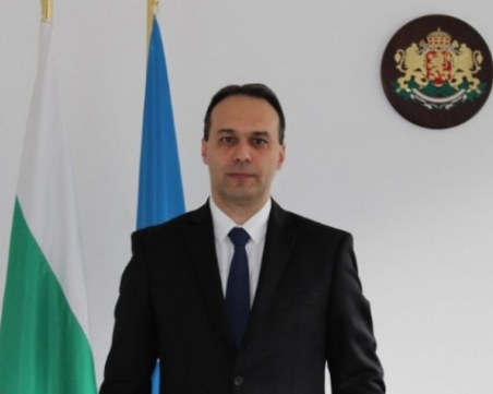 Официално: Премиерът предложи представителя ни в НАТО Драгомир Заков за военен министър
