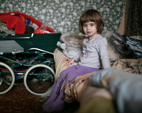 УНИЦЕФ: Положението на децата в Украйна се влошава всяка минута