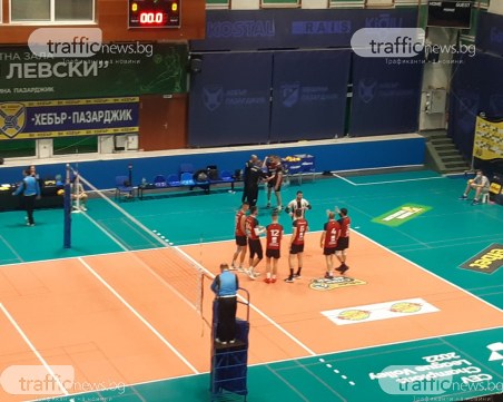 Волейболният Локомотив загуби гостуването си на шампиона Хебър