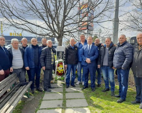 Зам.-кметът на община 